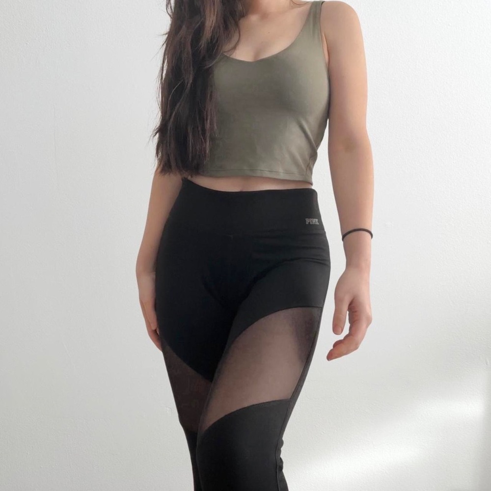 Victoria’s Secret PINK leggings